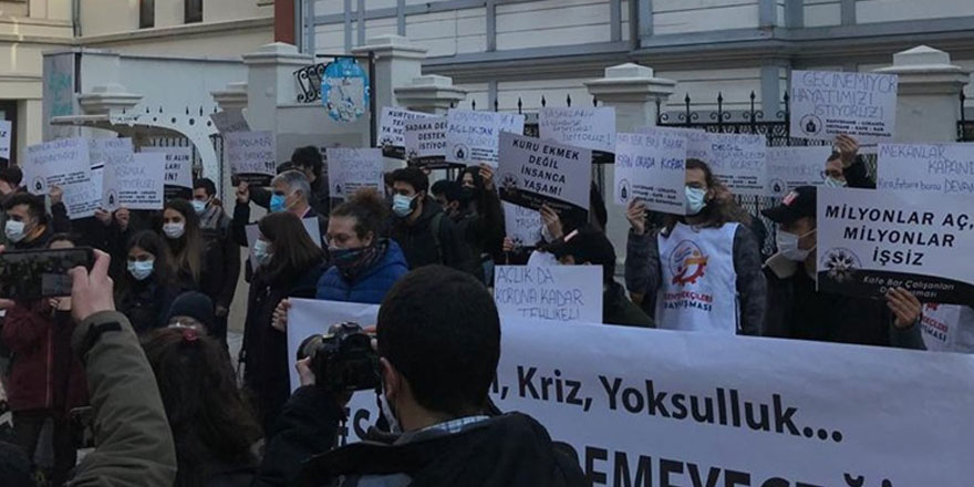 Geçinemeyen esnaf ve sektör çalışanları, İstanbul, Ankara, İzmir, Bursa, Antalya ve Samsun'da sokağa çıktı