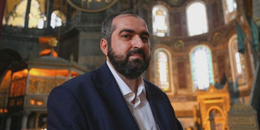 Ayasofya baş imamı Mehmet Boynukalın "Başkomutan Erdoğan" diyerek paylaştı   