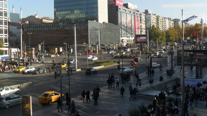 Ankara'da sokağa çıkma yasağı geliyor mu?