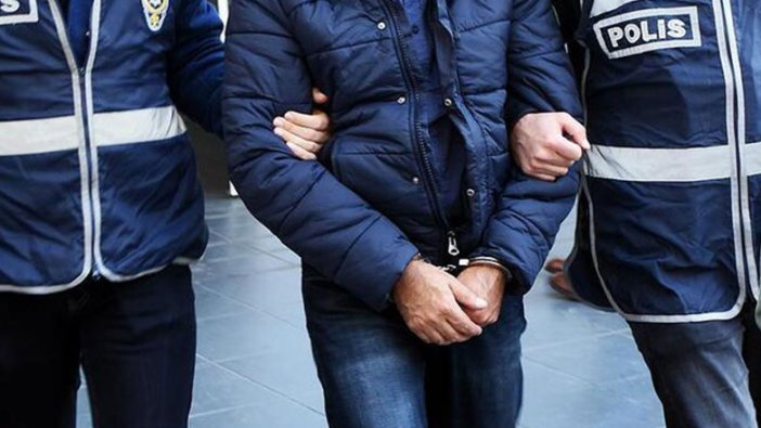 Atina'da FETÖ operasyonu 5 kişi yakalandı