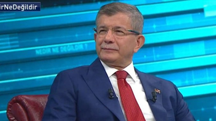 Ahmet Davutoğlu o soruya çok sinirlendi: Bu soruyu bir gün Erdoğan'a sorarsın