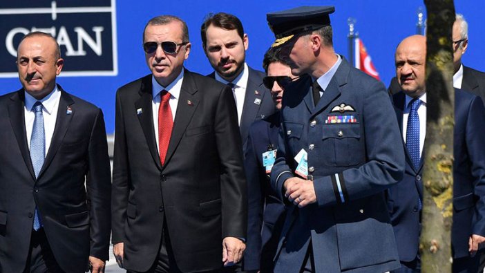 Cumhurbaşkanı Erdoğan ve Berat Albayrak ile ilgili bomba iddia: Görevi bırakacağı tarihi açıkladı