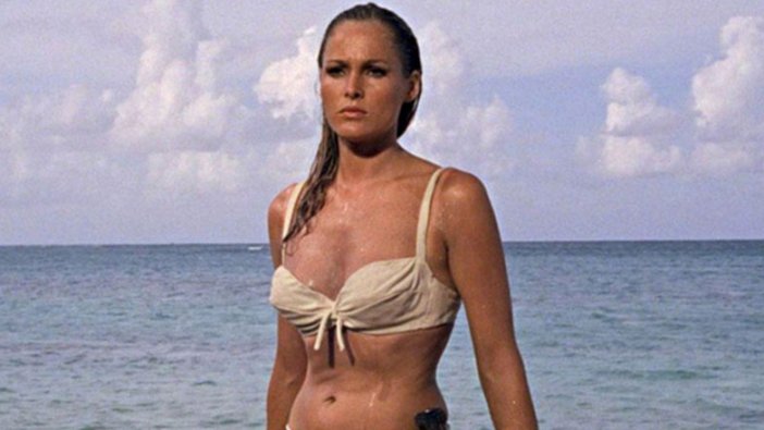 Ursula Andress James Bond filminde giymişti! O bikini satılıyor