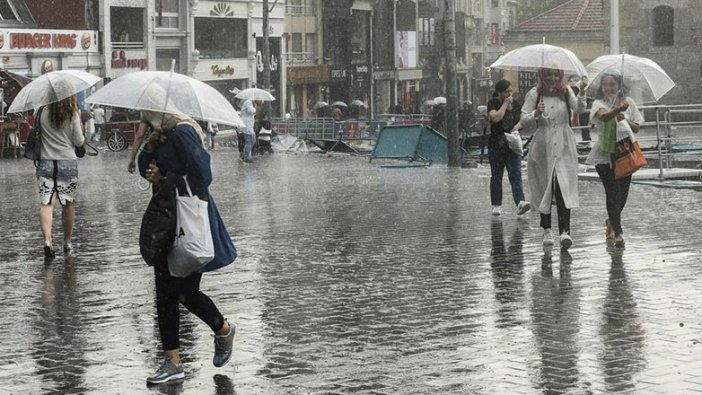 AKOM'dan İstanbul için kuvvetli yağış uyarısı!