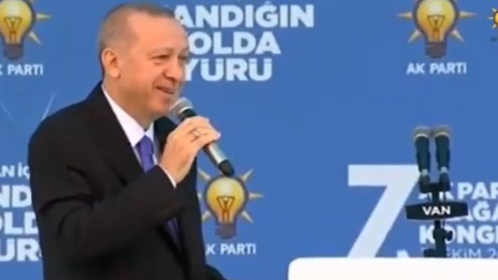 Erdoğan'dan Van'da kendisini çağıran AKP'lilere: E buradayım 