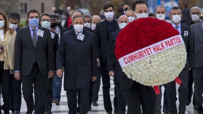 CHP heyeti, ölümünün 14'ncü yılında eski Başbakan Bülent Ecevit'i andı
