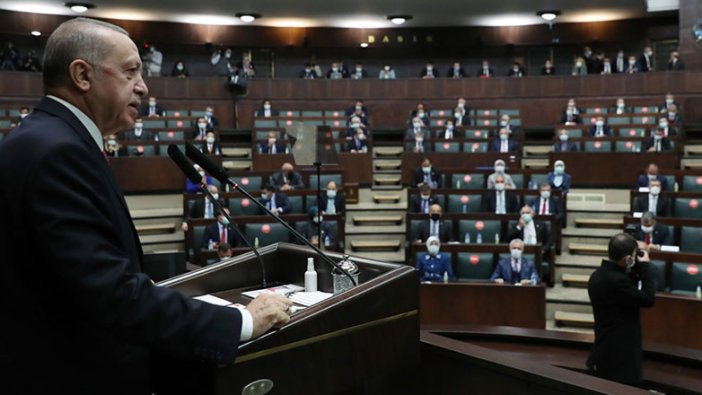Cumhurbaşkanı Recep Tayyip Erdoğan'dan istifa eden Bülent Arınç'a çok sert sözler