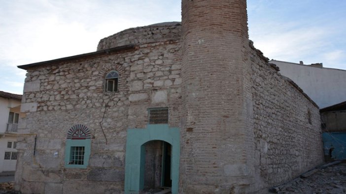 Tokat'ta 500 yıllık caminin duvarında Roma dönemi izleri