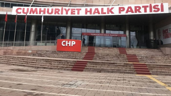 İki isim daha CHP'den ayrılma kararı aldı