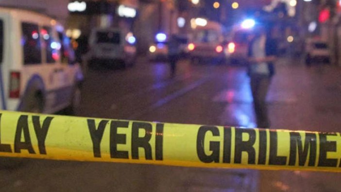 Ankara'ada bir kişi arkadaşını av tüfeğiyle öldürdü