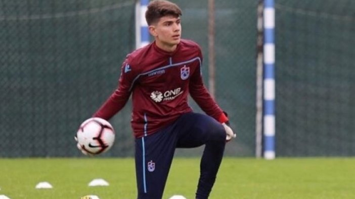 Trabzonspor Başakşehir maçında kale lise öğrencisi Kağan Moradaoğlu'na emanet 