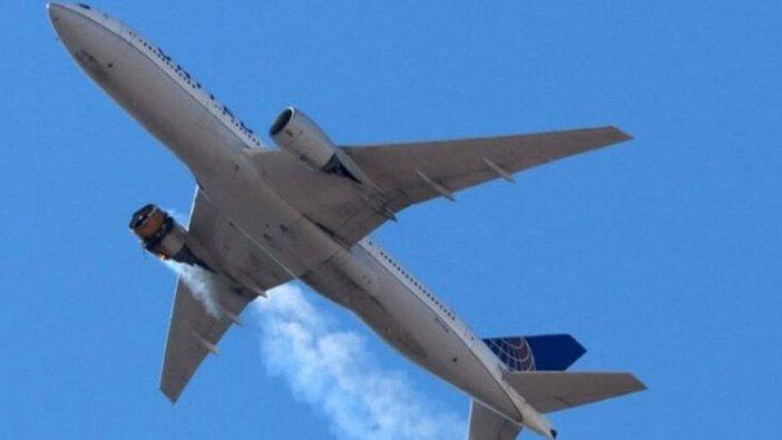 231 yolcu taşıyan uçağın motoru havada patladı