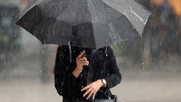 Meteoroloji'den yağış uyarısı! İstanbul için saat verdi