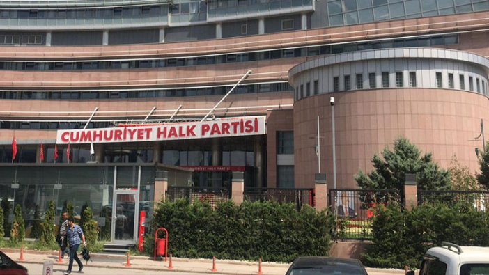 WhatsApp'tan AKP'li başkana bilgi sızdırıyordu! CHP'de 'köstebekler' tespit edildi