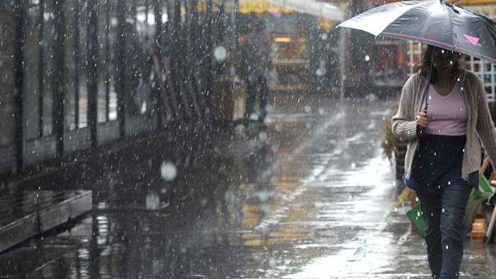 Meteoroloji saat verdi! Türkiye yağışlı havanın etkisine giriyor 