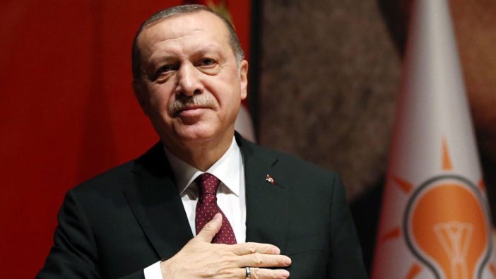 İktidara yakın gazeteciden AKP'de tsunami iddiası: Kaç bakanın değişeceğini yazdı