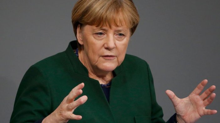 Merkel'den eyalet başbakanlarına çağrı