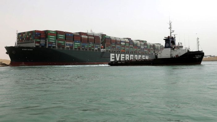 Süveyş Kanalı'nda sıkışan yük gemisi The Ever Given kurtarıldı 