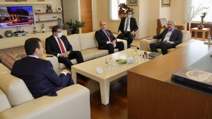 İBB Başkanı Ekrem İmamoğlu'ndan AKP İstanbul İl Başkanı Osman Nuri Kabaktepe'ye sürpriz ziyaret