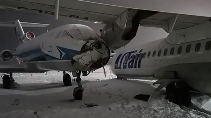 Rusya'da uçak pistte çarpıştı