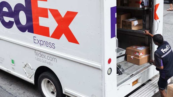 ABD'de kargo şirketi FedEx'in merkezine saldırı!