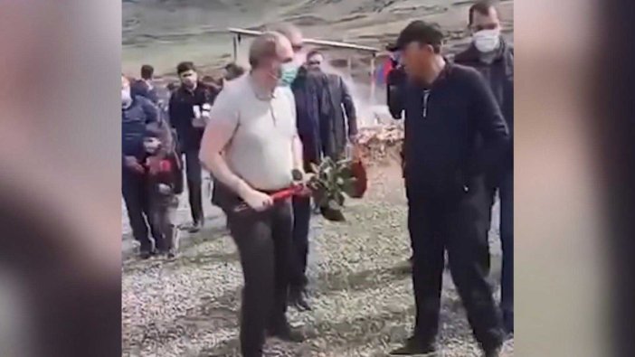Ermenistan Başkanı neye uğradığını şaşırdı! Asker yakını mezarlıktan kovdu