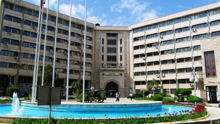 Konya Büyükşehir Belediyesi, valiliğin esnaf için verdiği 6 milyon TL'yi dağıtmadı iddiası