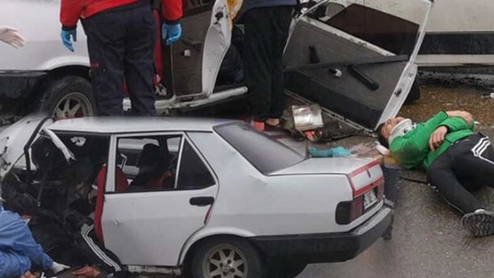 Kocaeli'de feci kaza: 6 kişi yaralandı