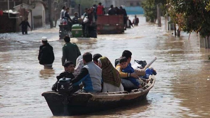 İran'da sel felaketi! 10 kişi öldü