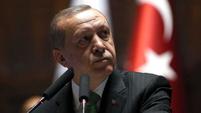 İktidara yakın gazeteciden Erdoğan'ı kızdıracak sözler : AK Parti’nin içi fitne-fesat dolu bir kazan haline geldi