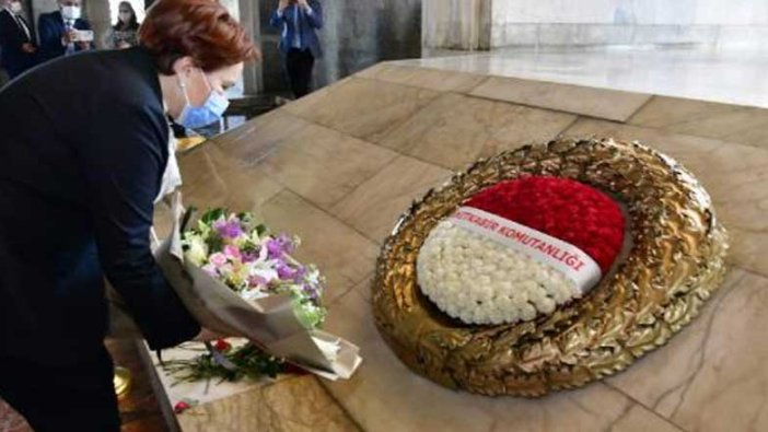 İYİ Parti Genel Başkanı Meral Akşener’den Anıtkabir’e ziyaret