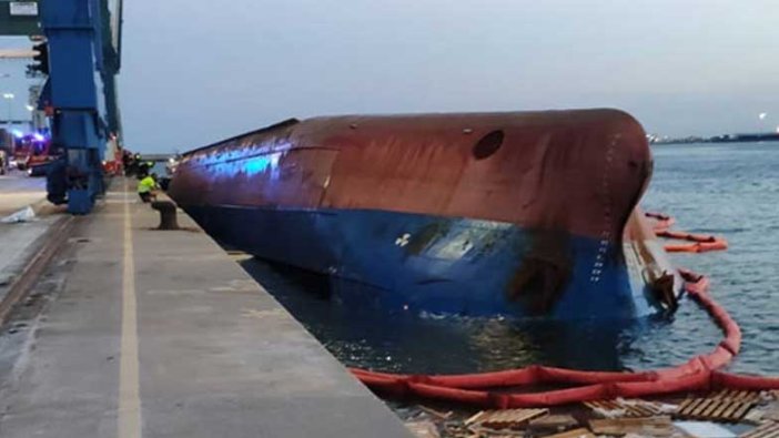 İspanya'da Türklerin bulunduğu gemi alabora oldu: 1 kişi kayboldu