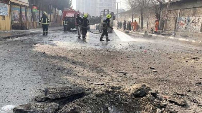 Afganistan'da servise bombalı saldırı
