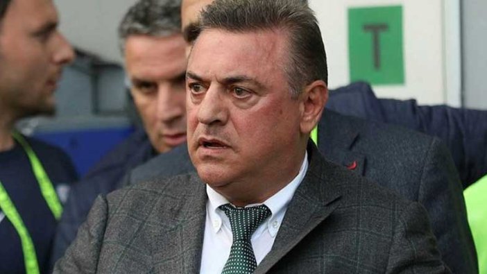 Süper Lig'de bir başkan daha görevini bıraktı