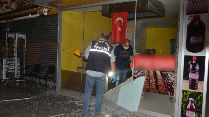 Adana'da kalaşnikof ve tabancayla dürümcüyü kurşunladılar