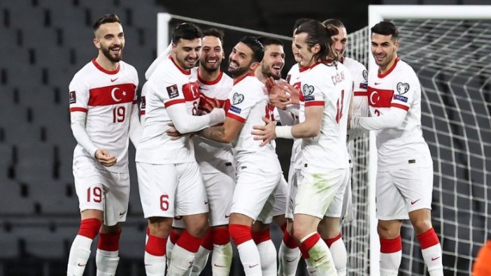 EURO 2021 Türkiye - İtalya maçı ne zaman, saat kaçta, hangi kanalda canlı yayınlanacak?