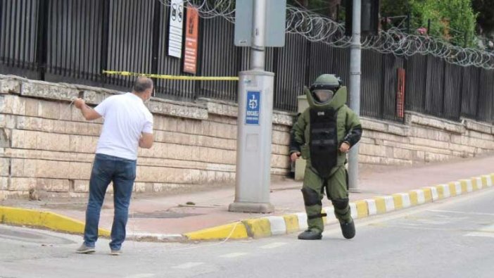 Kocaeli'de askerlik şubesi önündeki şüpheli paket paniği