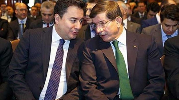 Ankara kulislerinde konuşulacak iddia! Babacan ve Davutoğlu’nun partileri birleşiyor mu?