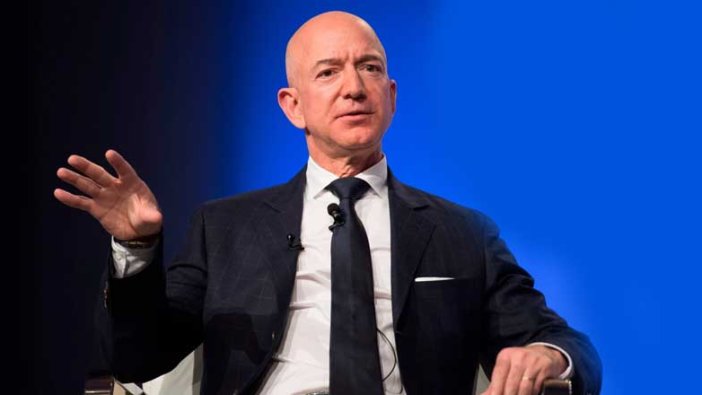 Amazon'un kurucusu Jeff Bezos emekli oldu