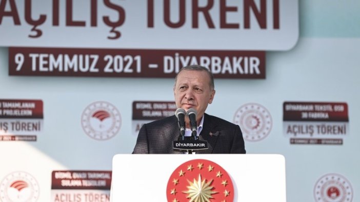 AKP’li eski vekil fark etti! Erdoğan'ın Diyarbakır'da okuduğu şiir hakkında skandal