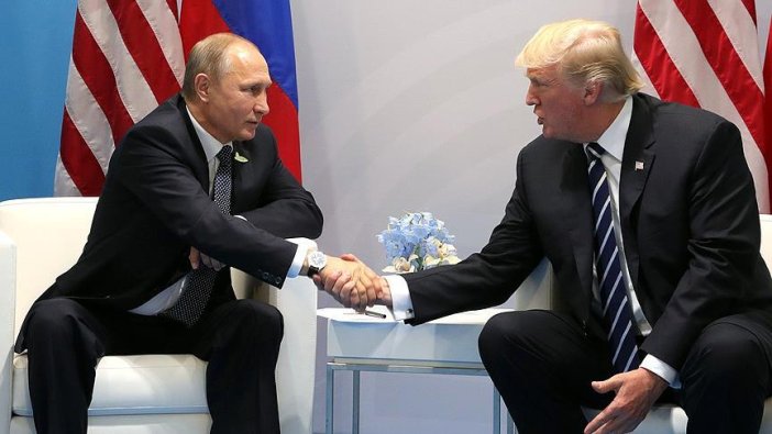 İngiliz basınından çarpıcı iddia: Putin'in 'çok gizli' Trump dosyası basına sızdı