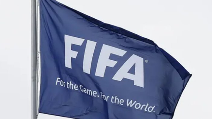 FIFA, futbol oyun kurallarında tarihi değişikliklere hazırlanıyor