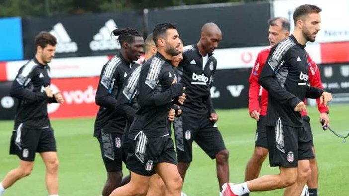 Beşiktaş'ta Rachid Ghezzal ve Batshuayi şoku