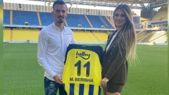 Fenerbahçe'ye transfer olan Mergim Berisha'nın sevgilisi Vesa Vllasaliu formayı giydi