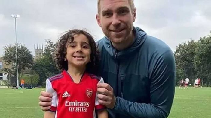 Arsenal'in en genç futbolcusu Zayn Ali Salman oldu