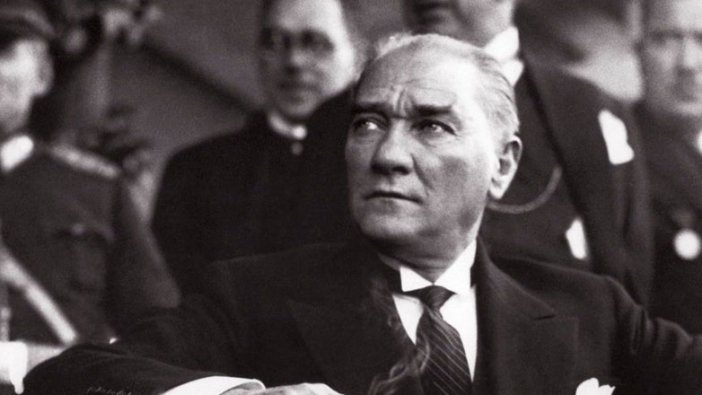Cumhuriyet ve Atatürk düşmanlarına böyle seslendiler: Atatürk'ü çok seviyorum
