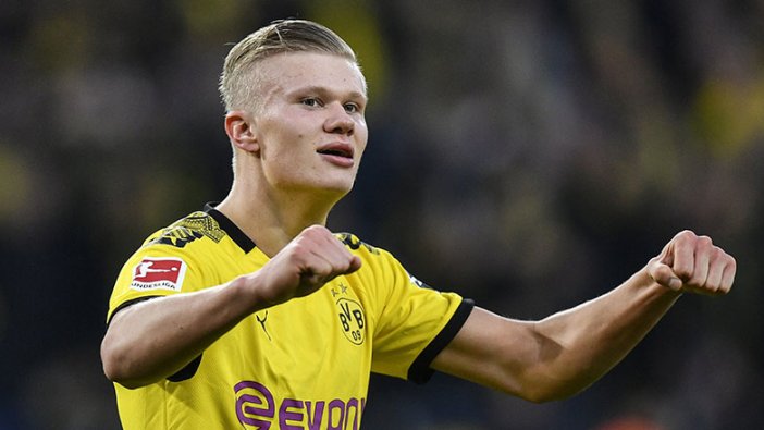 Borussia Dortmund'un yıldızı Erling Haaland'ı yaka paça dışarı attılar