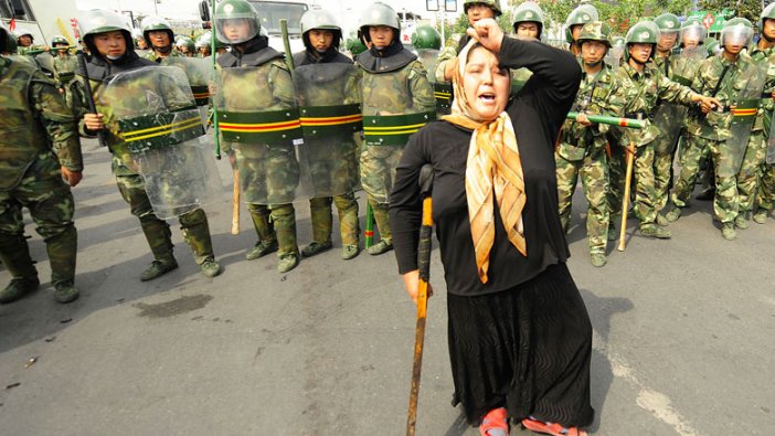 İngiltere'den Uygur Türkleri açıklaması: İnsan hakları ihlallerinin olduğu açık