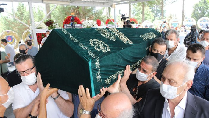 Seyfi Dursunoğlu'nun cenazesinde dikkat çeken ayrıntı!
