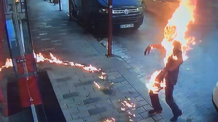 Beyoğlu'nda dehşet anları: Tartıştığı kardeşini diri diri yaktı